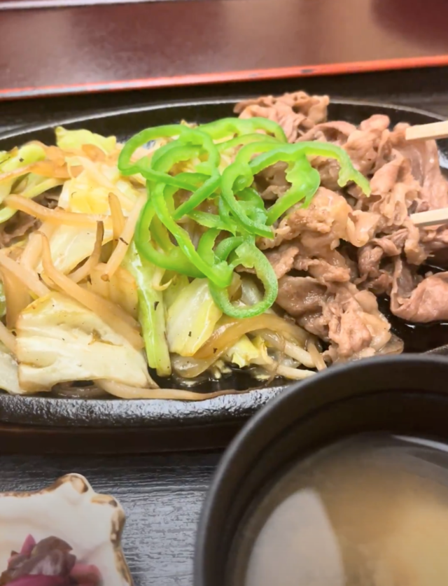 牛鍋荒井屋牛生姜焼き定食