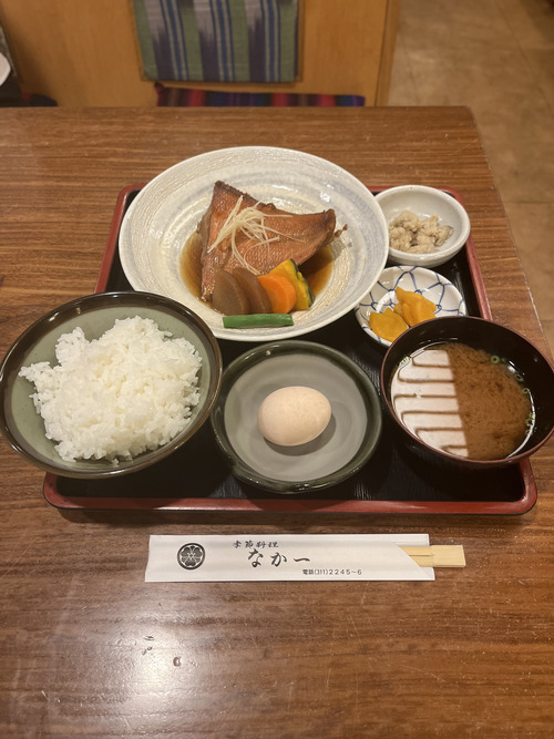 なか一の煮魚定食